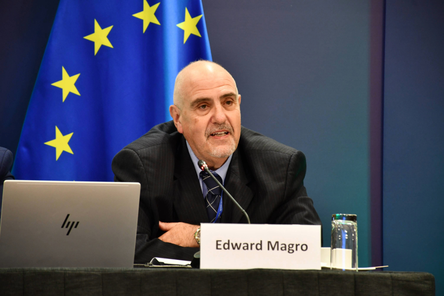 Edward Magro