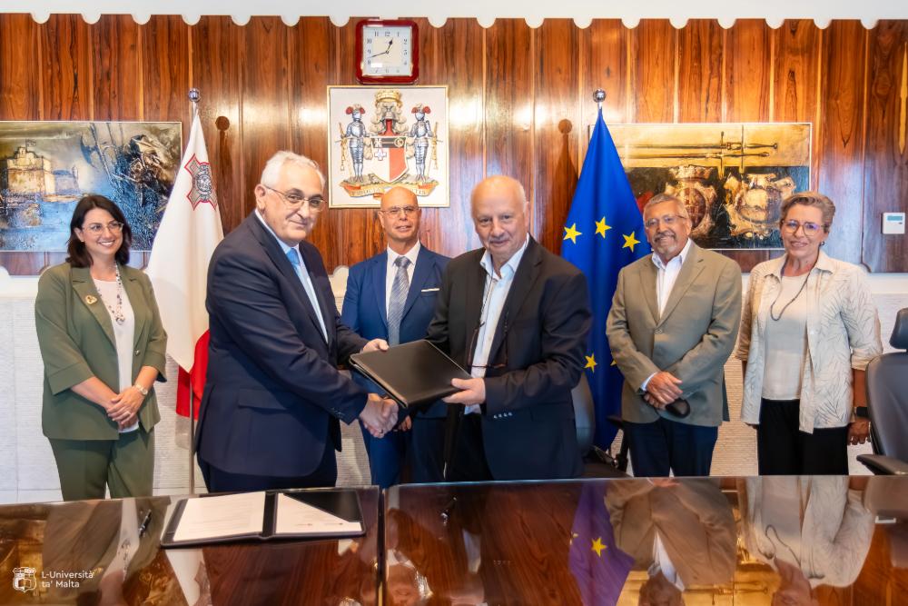 Central Bank of Malta Signs Agreement to Support Postgraduate Studies and Academic Excellence Central Bank of Malta Signs Agreement to Support Postgraduate Studies and Academic Excellence