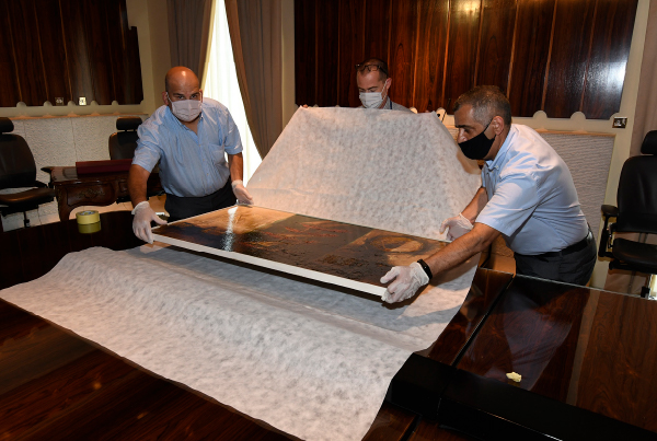 Packing of Artworks Packing of Artworks