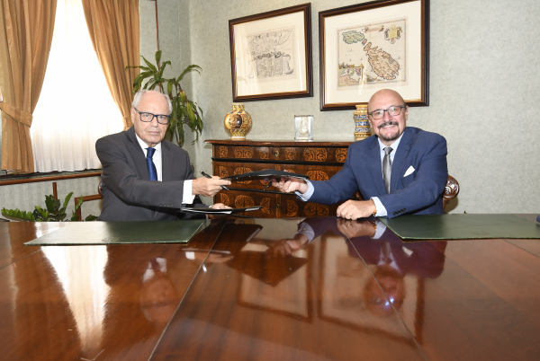 Central Bank of Malta signs Memorandum of Understanding with the Malta Stock Exchange Central Bank of Malta signs Memorandum of Understanding with the Malta Stock Exchange