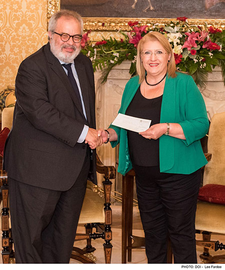 Preżentazzjoni ta’ fondi lill-Malta Community Chest Fund Foundation Preżentazzjoni ta’ fondi lill-Malta Community Chest Fund Foundation