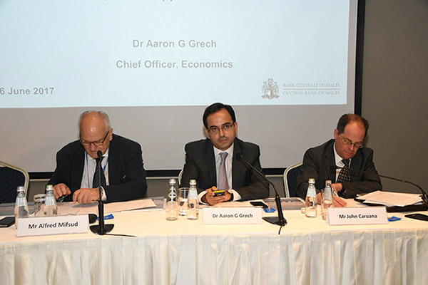 Symposium Symposium