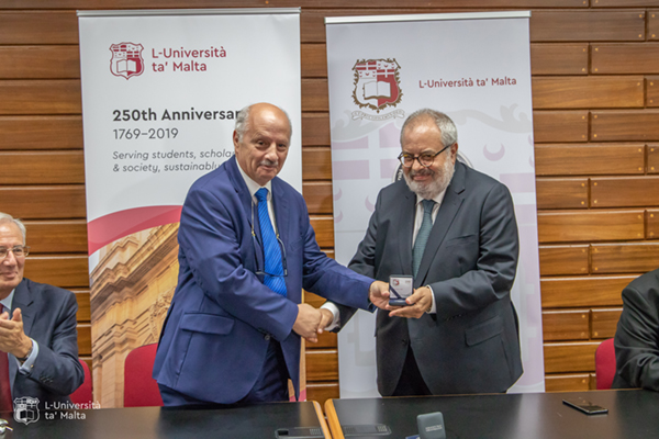 Ħruġ ta&rsquo; munita li tfakkar il-250 anniversarju tal-Universit&agrave; ta&rsquo; Malta
