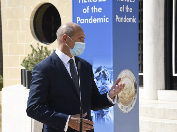 A new €2 commemorative coin extolls the Heroes of the Pandemic A new €2 commemorative coin extolls the Heroes of the Pandemic