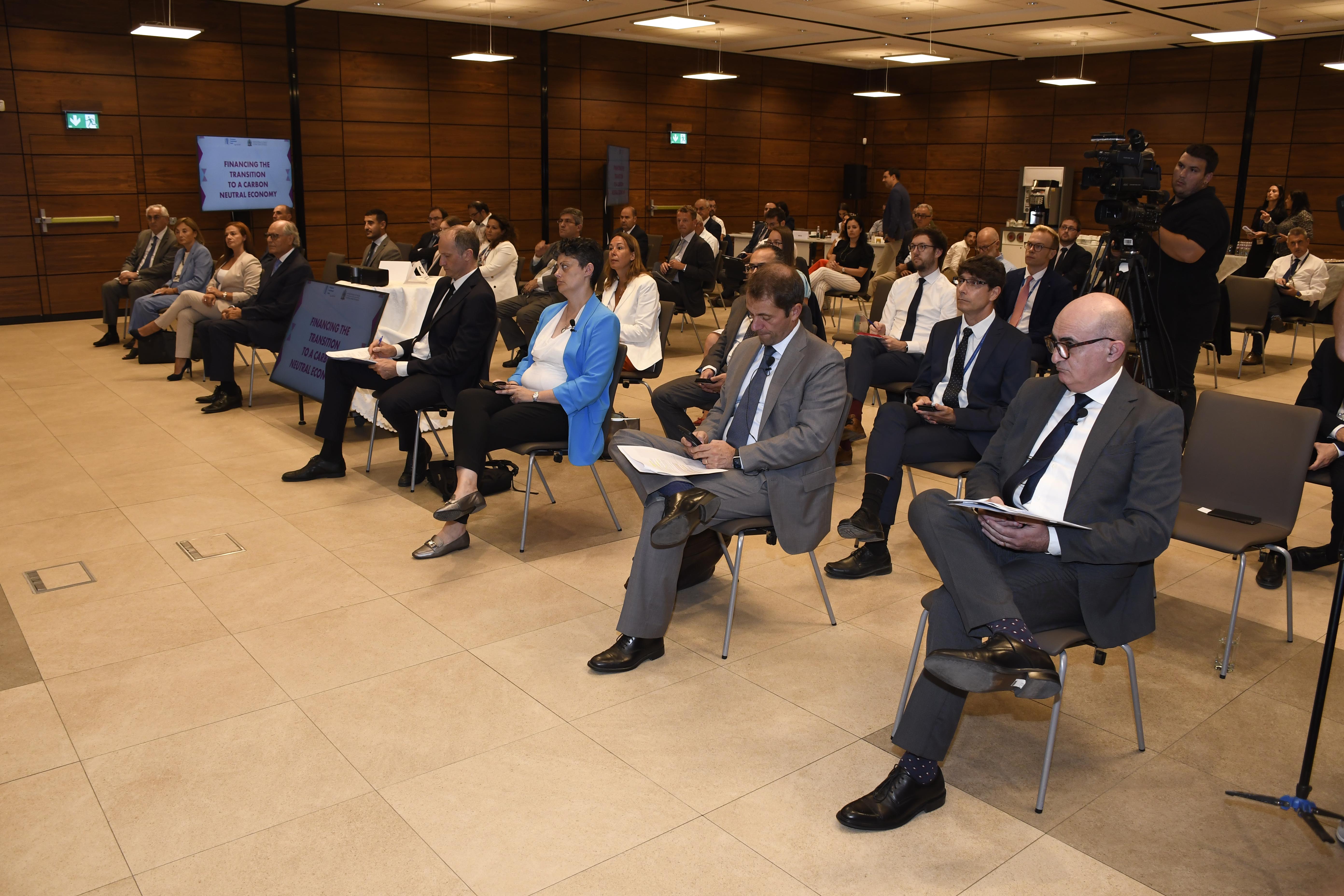 Il-Bank Ċentrali ta’ Malta flimkien mal-Bank Ewropew tal-Investiment organizzaw flimkien konferenza ibrida Il-Bank Ċentrali ta’ Malta flimkien mal-Bank Ewropew tal-Investiment organizzaw flimkien konferenza ibrida