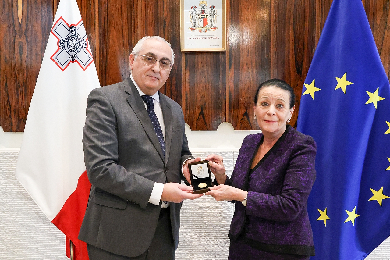 L-Aġent Gvernatur is-Sur Alexander Demarco u l-President ta&rsquo; Malta, l-Eċċellenza Tagħha Myriam Spiteri Debono