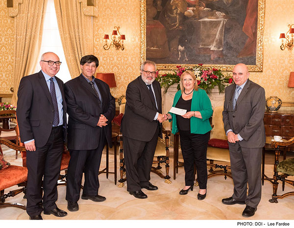 Preżentazzjoni ta&rsquo; fondi lill-Malta Community Chest Fund Foundation