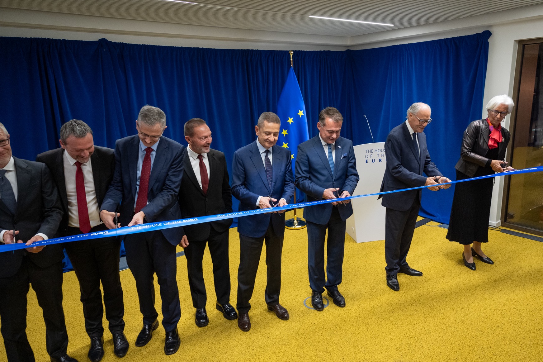 Il-Gvernatur tal-Bank Ċentrali ta’ Malta jipparteċipa fl-inawgurazzjoni tad-Dar tal-Euro fi Brussell Il-Gvernatur tal-Bank Ċentrali ta’ Malta jipparteċipa fl-inawgurazzjoni tad-Dar tal-Euro fi Brussell